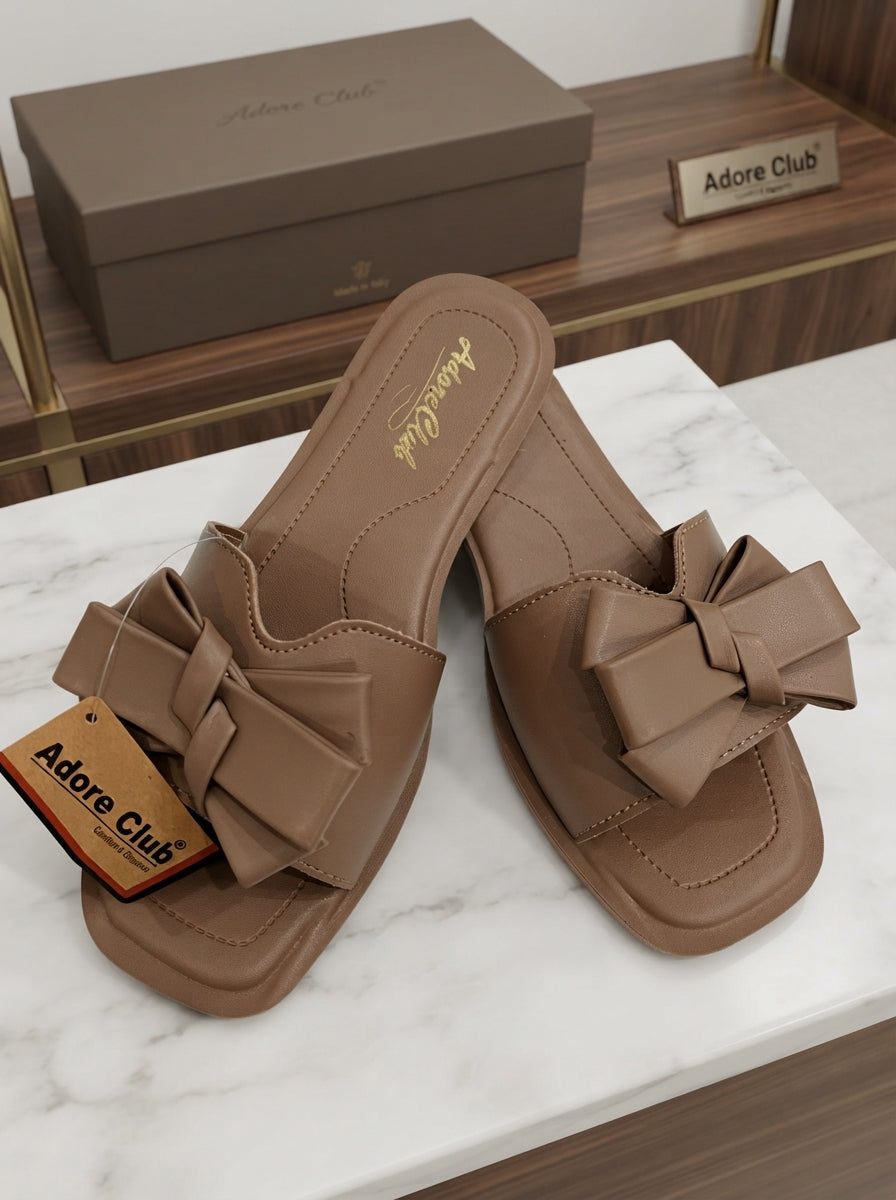 Luxury Women’s Casual Flat Chappal