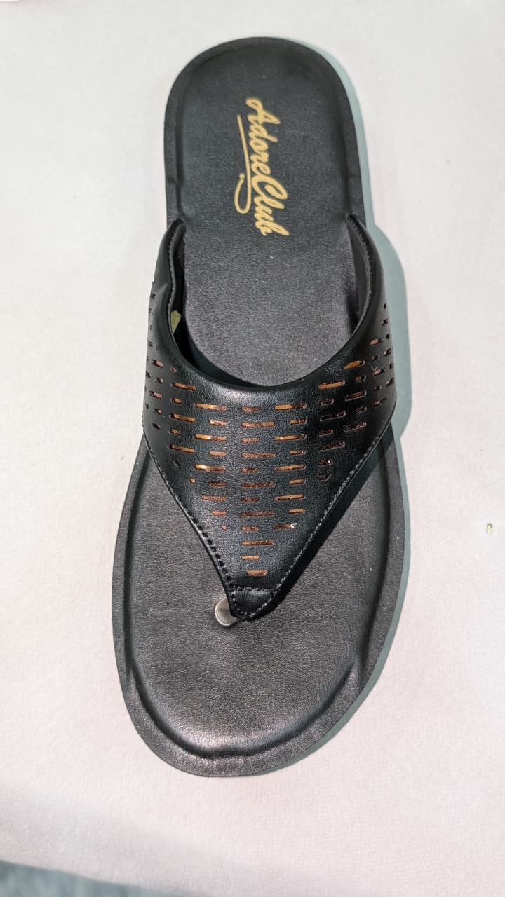 Luxury Women’s Casual Flat Chappal